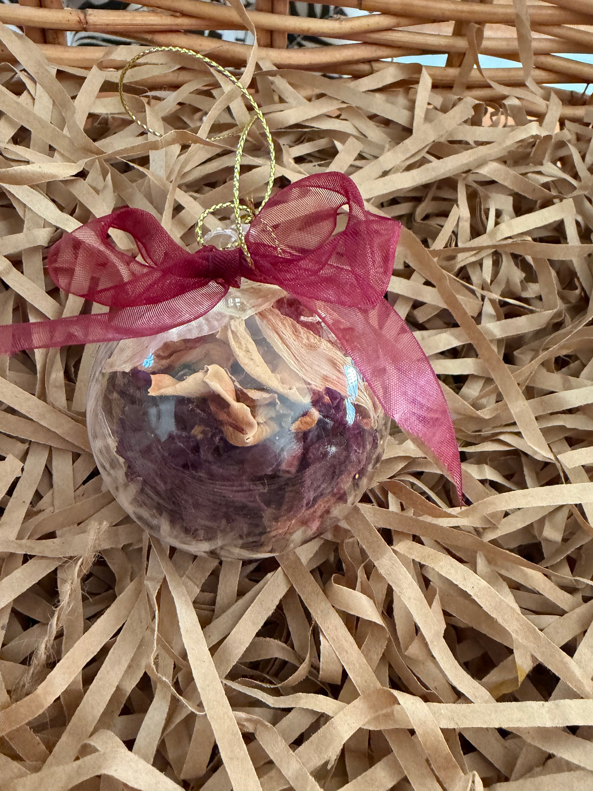 Bauble 6cm ~ Rose Petal