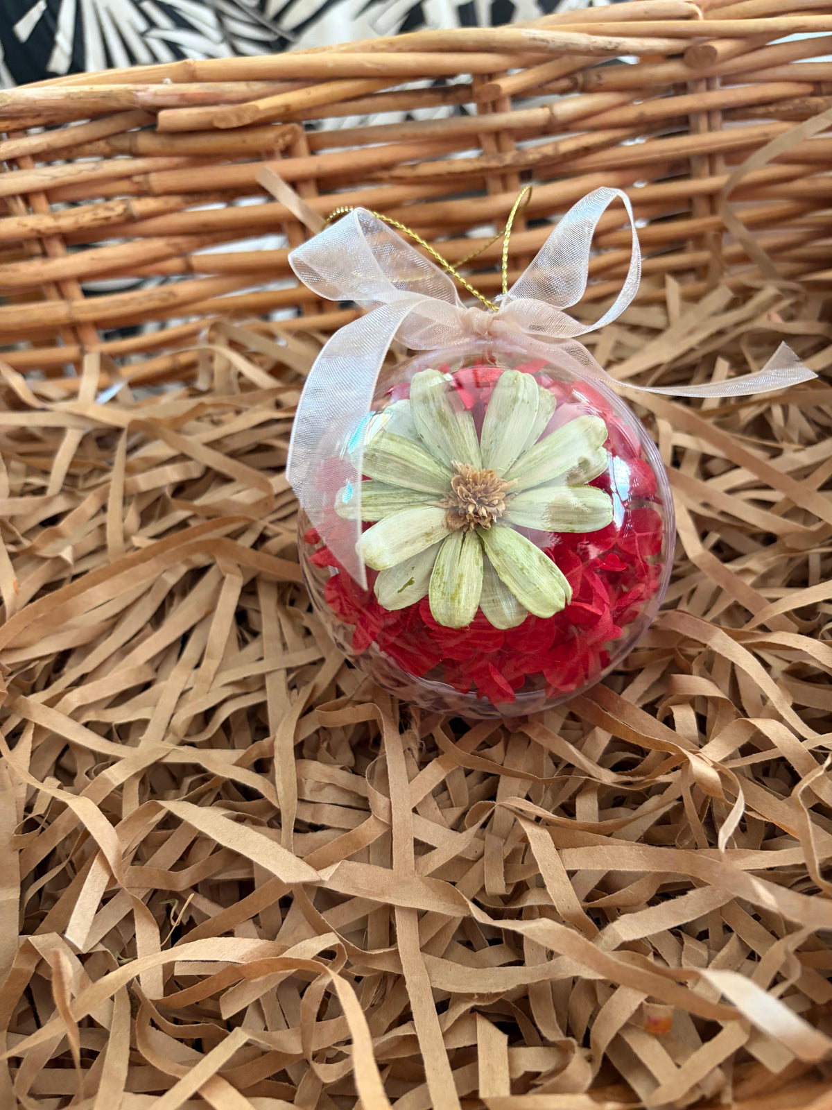 Bauble 8cm~ Red Daisy