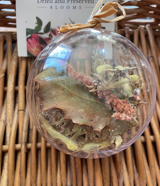 Bauble ~ Holly