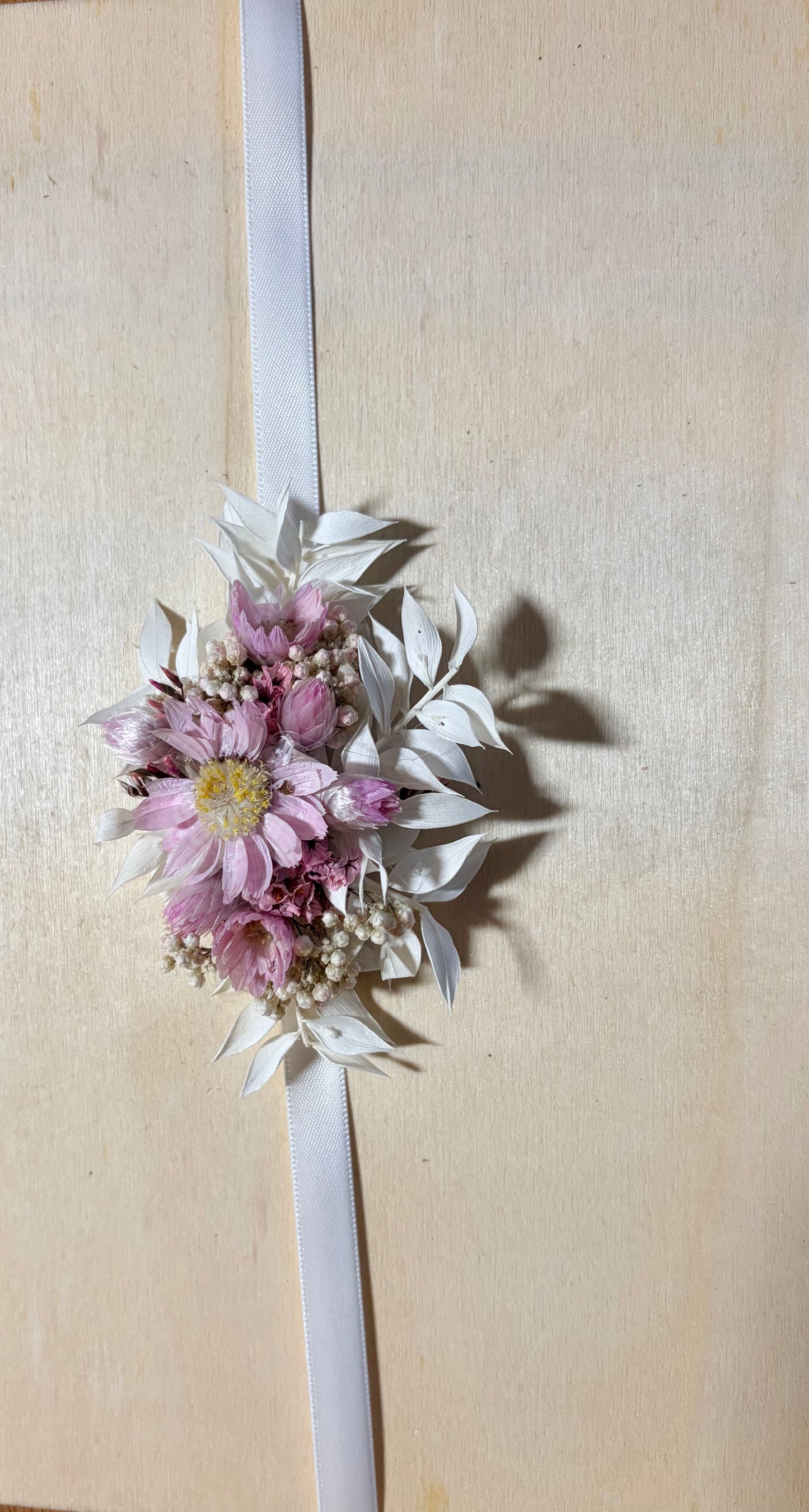 Wrist Corsages~Ribbon pink Daisy