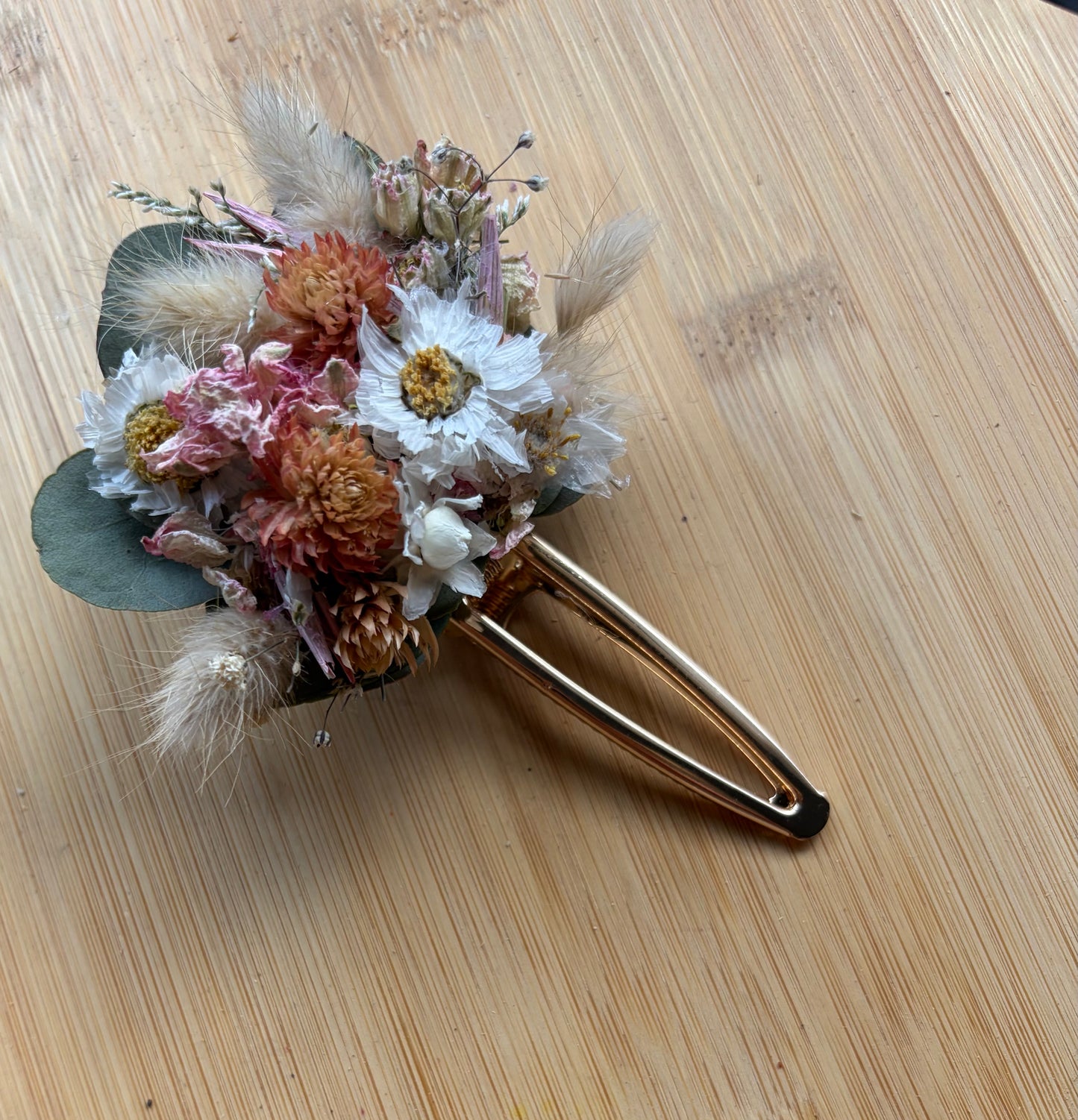Floral Hair Clip ~ Gold