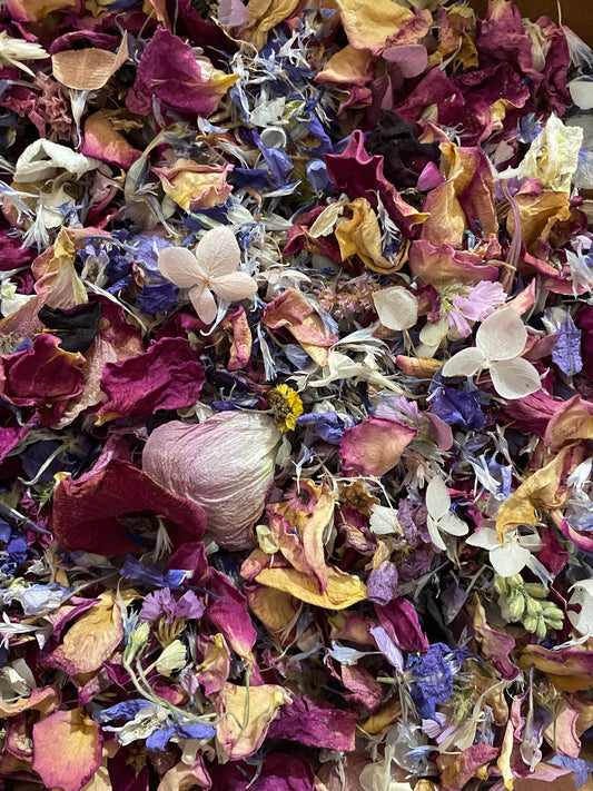 Confetti ~ pastel mixed petals