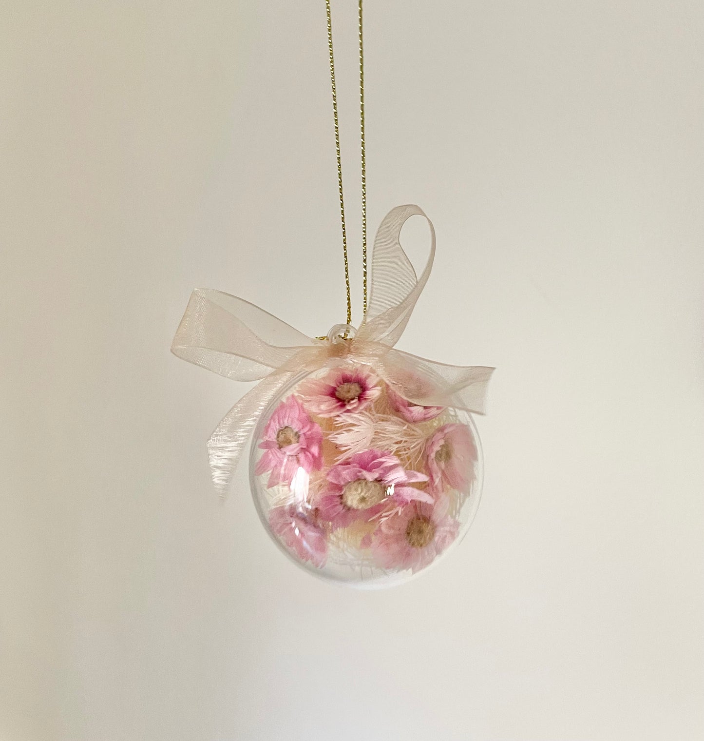 Bauble 6cm Pink Daisy