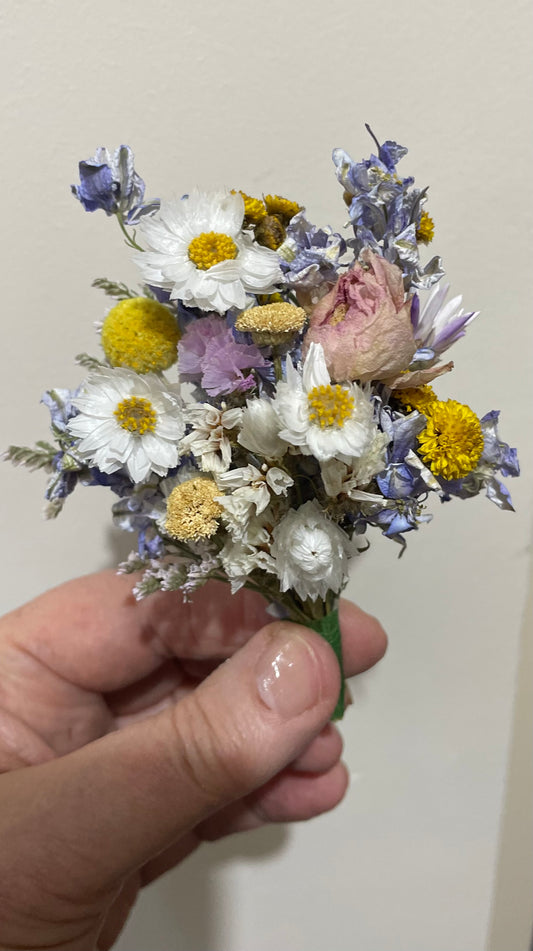 Boutonnière ~ Wildflower