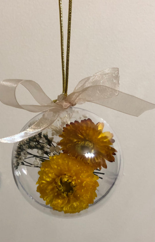 Christmas Bauble 8cm yellow strawflowers