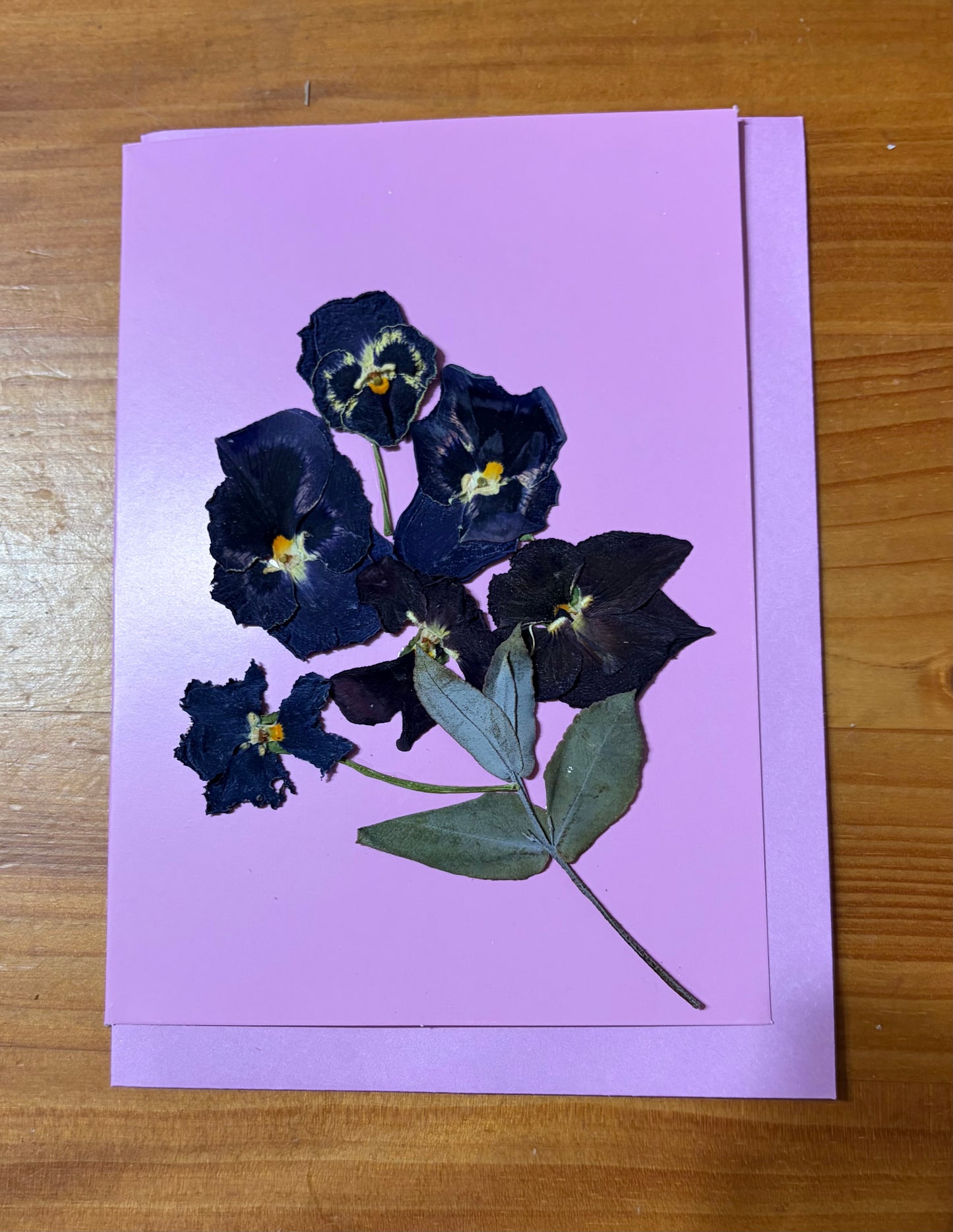 Greeting Card~ Pressed flowers