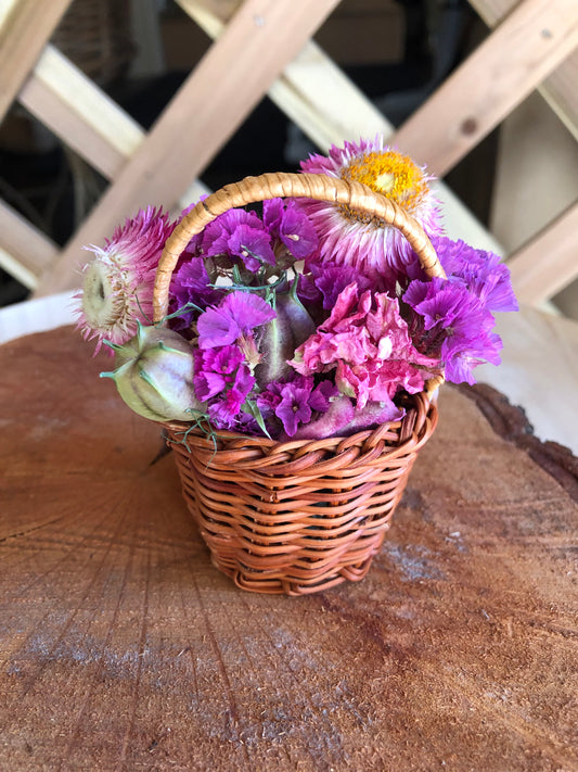 Miniature Basket ~ pink straws