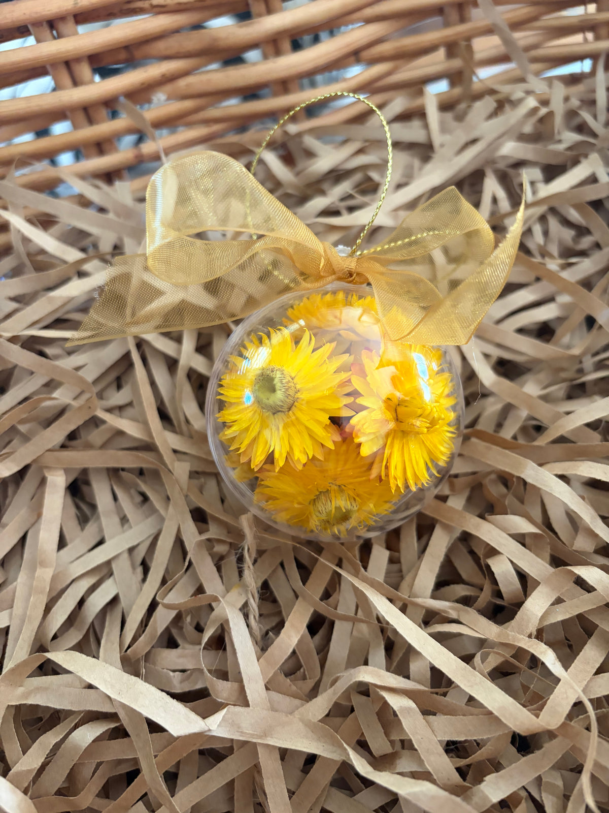 Bauble 6cm~ yellow Gold