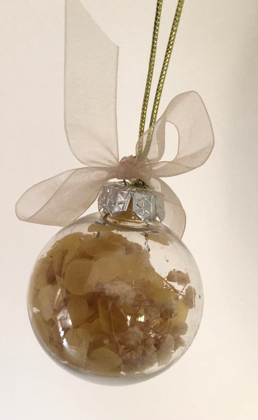 Christmas Bauble 6cm gold petals with baby breath with gold ribbon