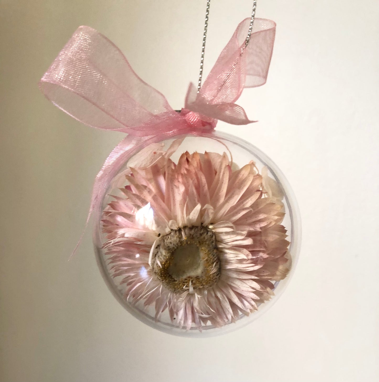 Christmas Bauble 6cm pink strawflower pink ribbon